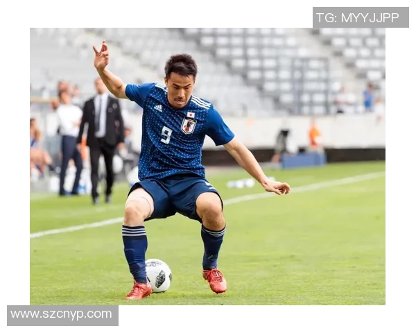 日本足球明星黑田的职业生涯与成就解析